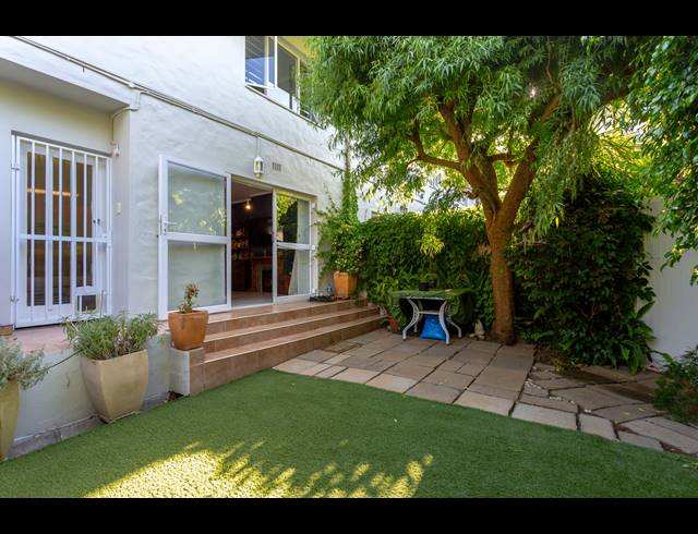 3 BEDROOM TOWNHOUSE SOLD IN KENILWORTH